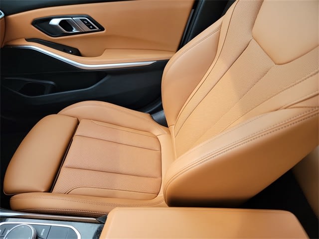 2023 BMW 3 Series 330xi 10