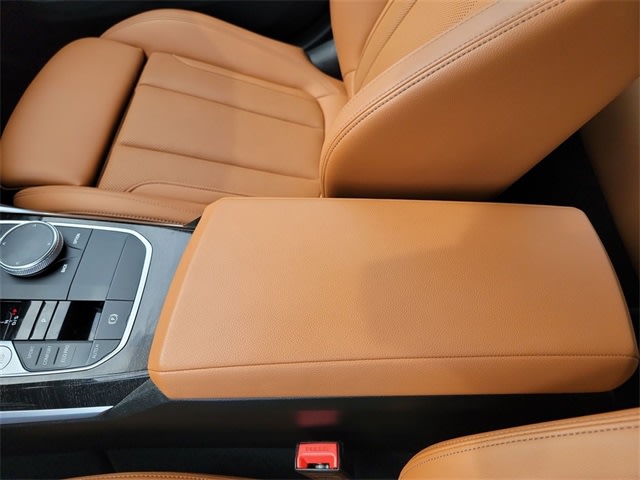 2023 BMW 3 Series 330xi 28