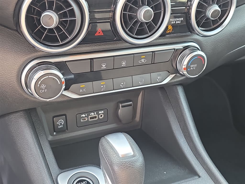Thumbnail: 2024 Nissan Sentra - 26