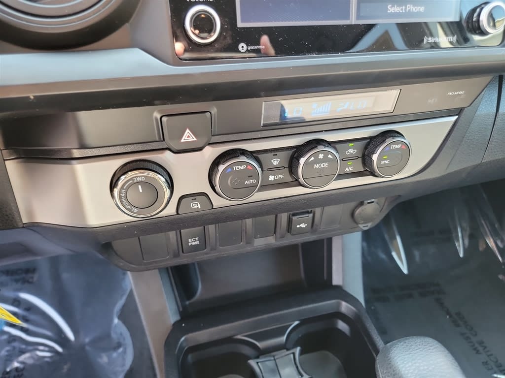 Thumbnail: 2022 Toyota Tacoma - 26