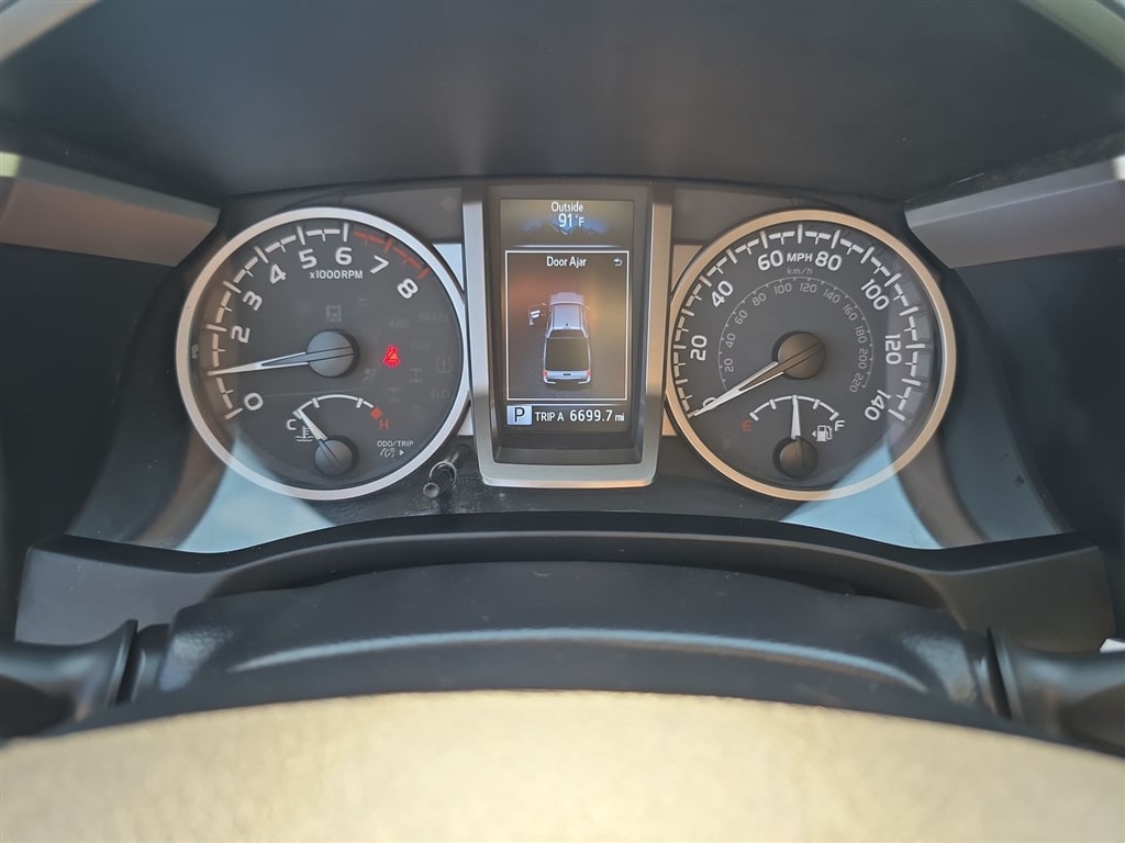 Thumbnail: 2022 Toyota Tacoma - 16