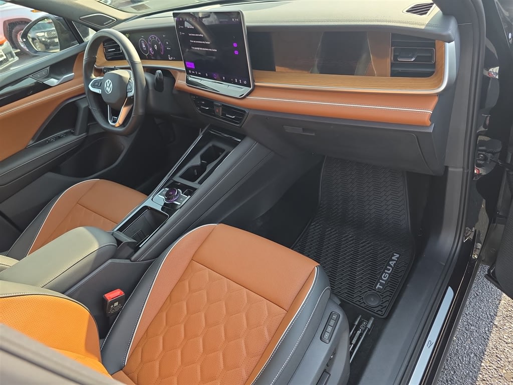 Thumbnail: 2026 Volkswagen Tiguan - 2