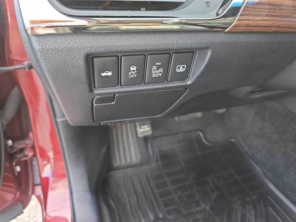 Thumbnail: 2015 Toyota Avalon - 20