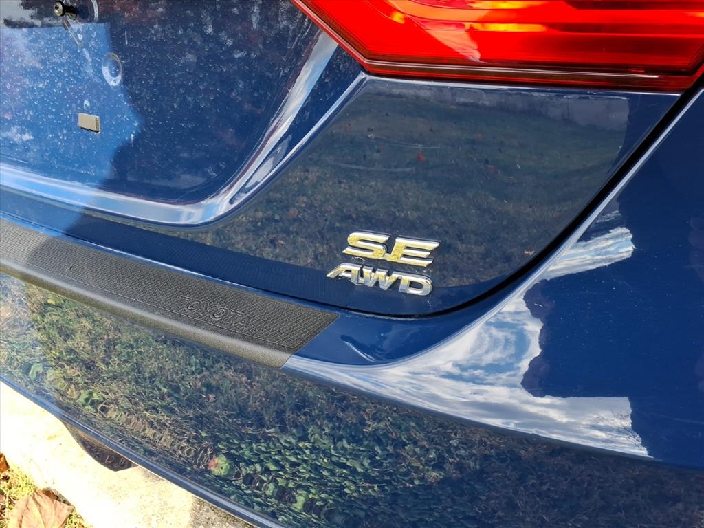 Thumbnail: 2023 Toyota Camry - 8