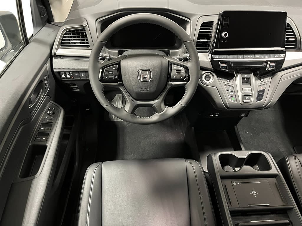 Thumbnail: 2027 Honda Odyssey - 14