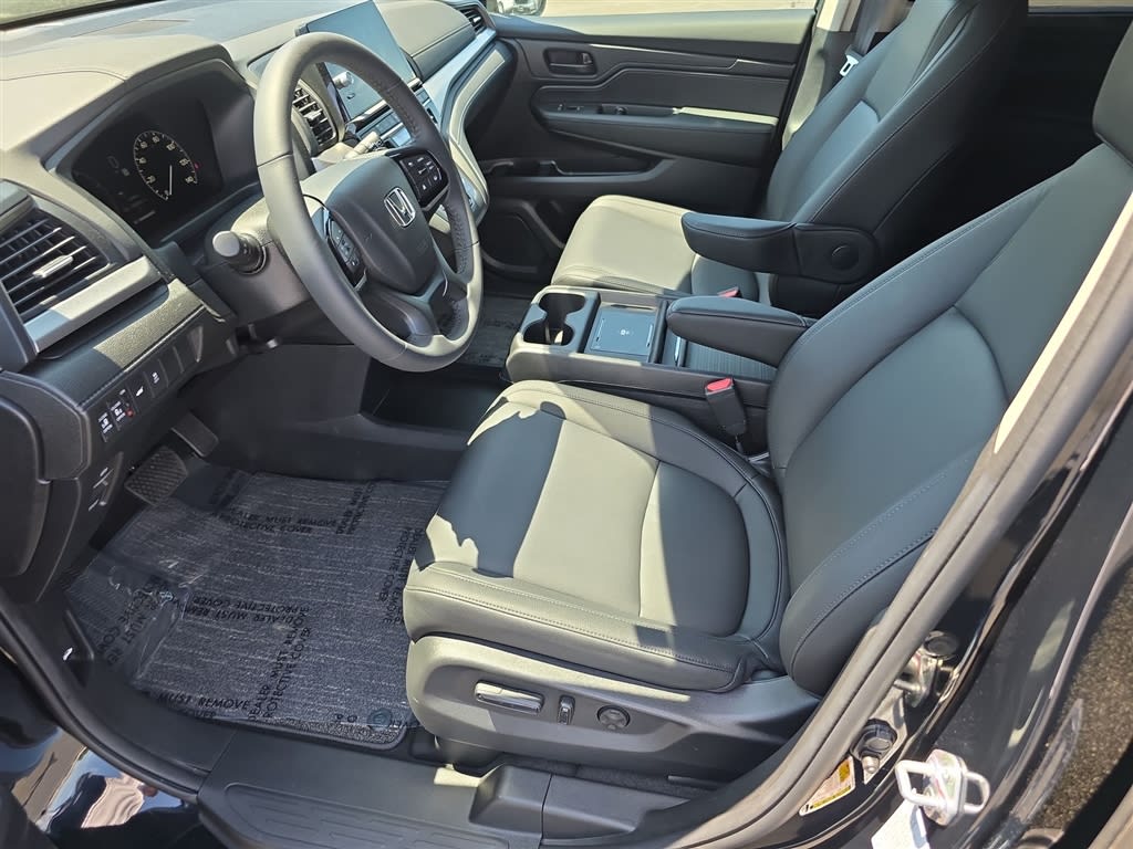 Thumbnail: 2026 Honda Odyssey - 32