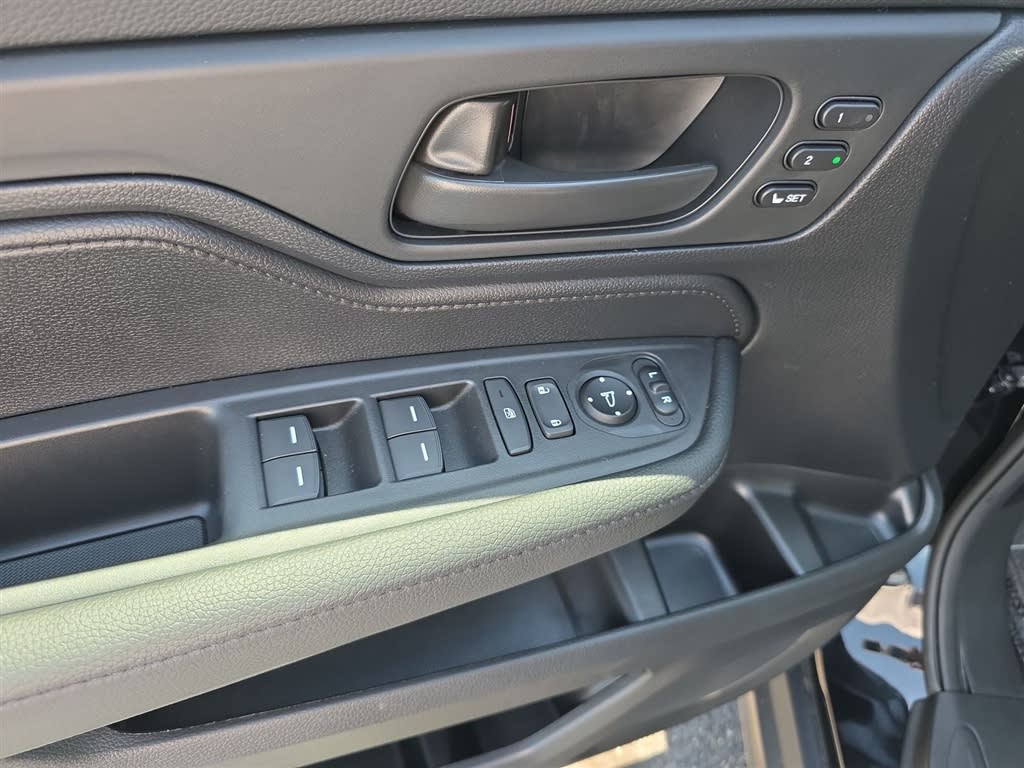 Thumbnail: 2026 Honda Odyssey - 35