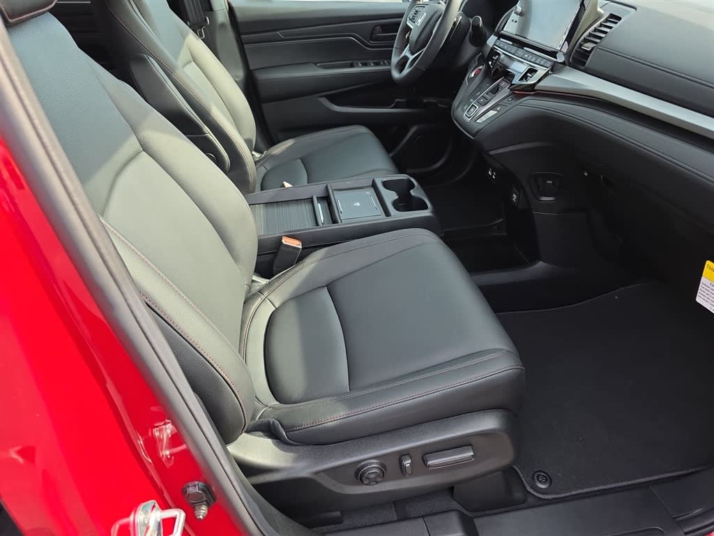 Thumbnail: 2026 Honda Odyssey - 9