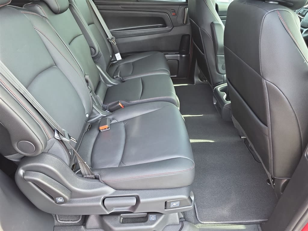 Thumbnail: 2026 Honda Odyssey - 20