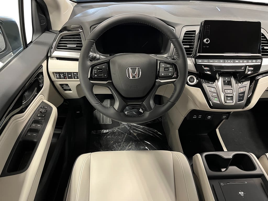 Thumbnail: 2026 Honda Odyssey - 10