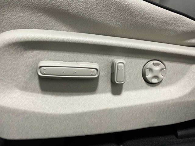 Thumbnail: 2026 Honda Odyssey - 20