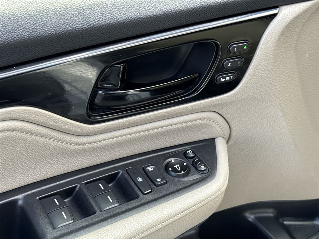 Thumbnail: 2020 Honda Odyssey - 24