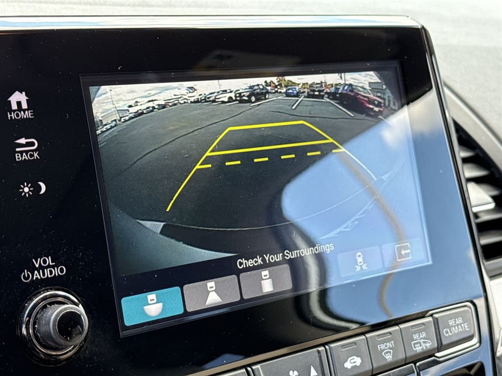 Thumbnail: 2020 Honda Odyssey - 25