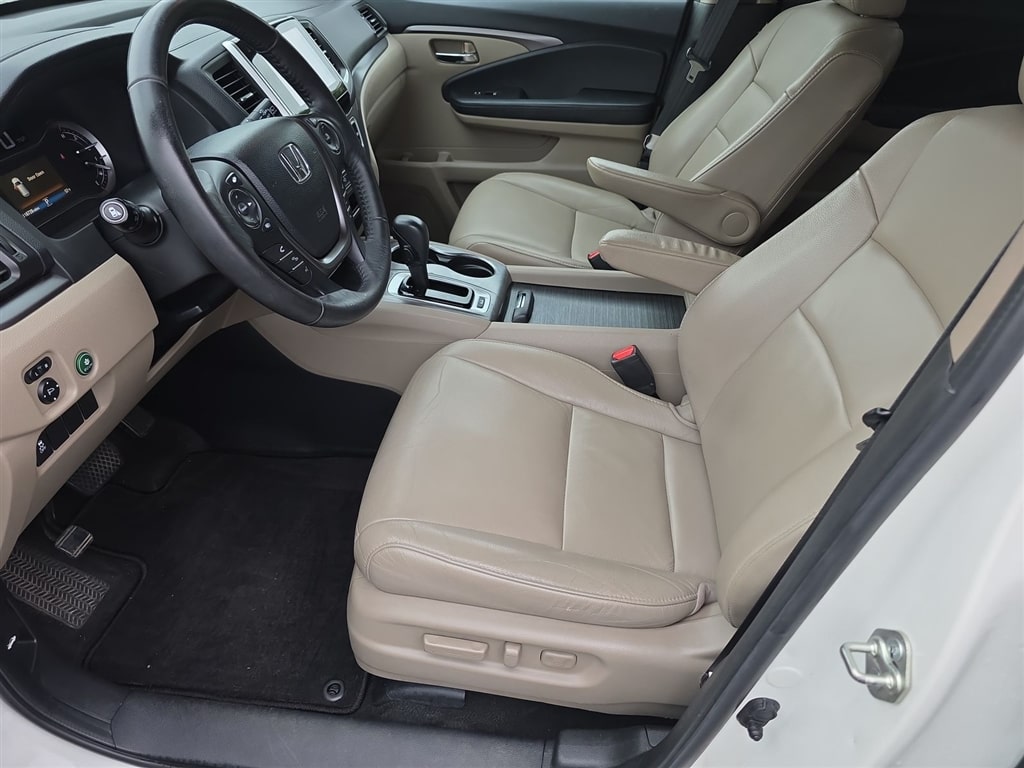 Thumbnail: 2018 Honda Pilot - 22