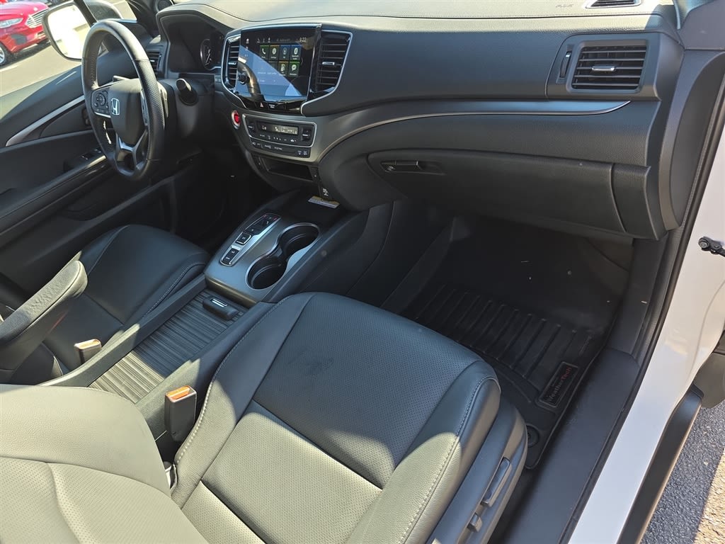 Thumbnail: 2023 Honda Passport - 2