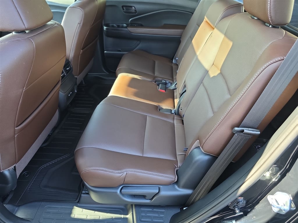 Thumbnail: 2025 Honda Passport - 11