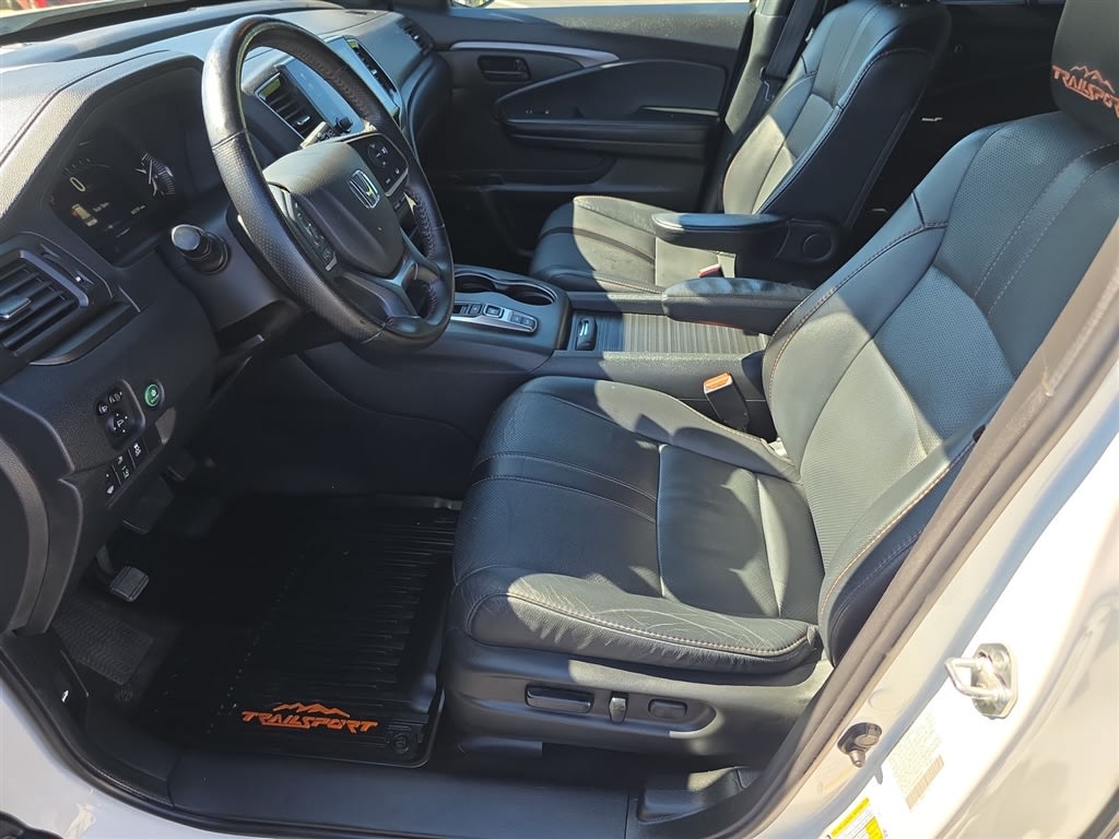 Thumbnail: 2023 Honda Passport - 22