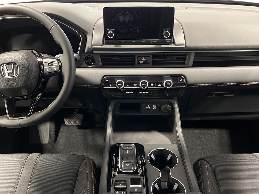 Thumbnail: 2025 Honda Pilot - 13