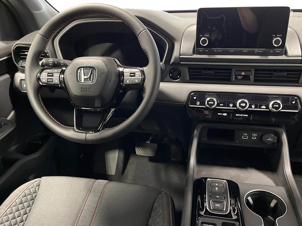 Thumbnail: 2025 Honda Pilot - 2