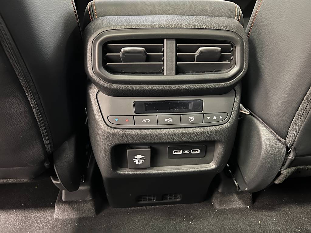 Thumbnail: 2025 Honda Pilot - 30