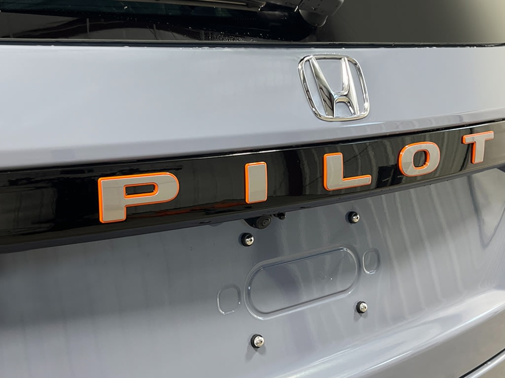 Thumbnail: 2026 Honda Pilot - 18