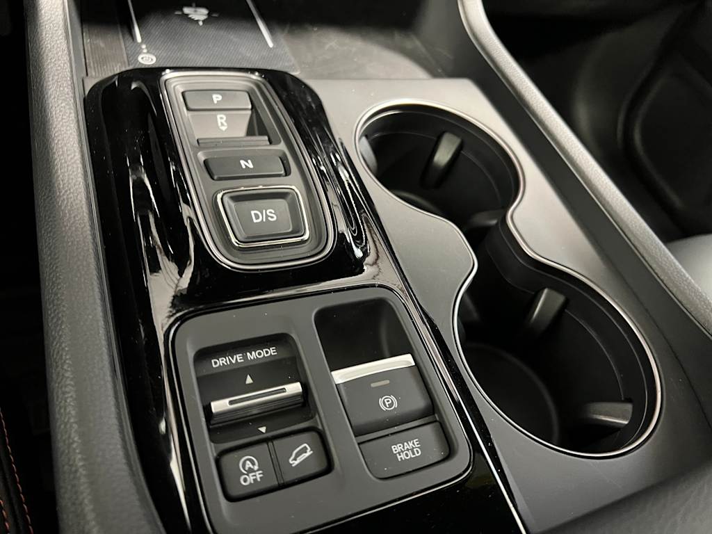 Thumbnail: 2025 Honda Pilot - 14