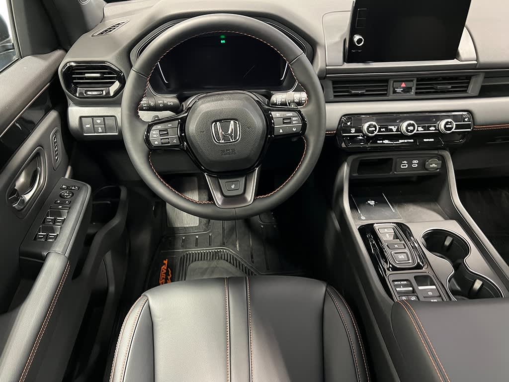 Thumbnail: 2025 Honda Pilot - 2