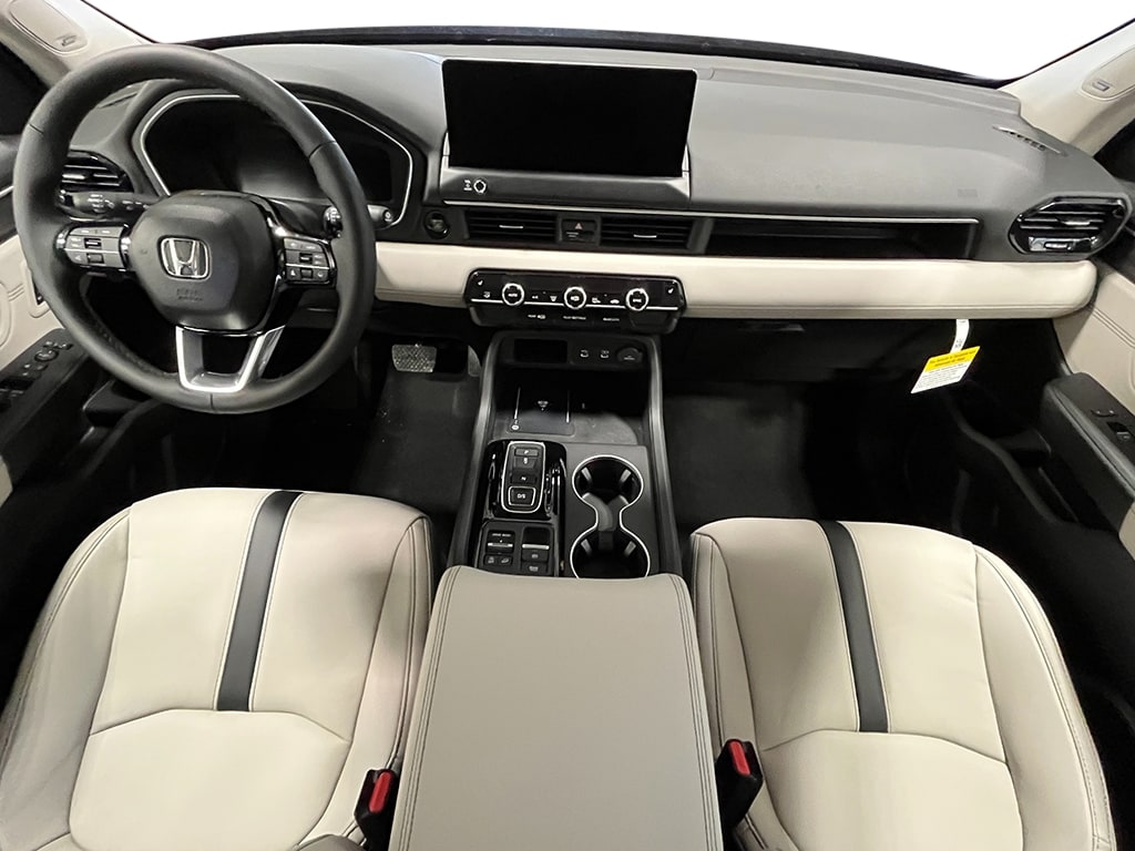 Thumbnail: 2026 Honda Pilot - 2