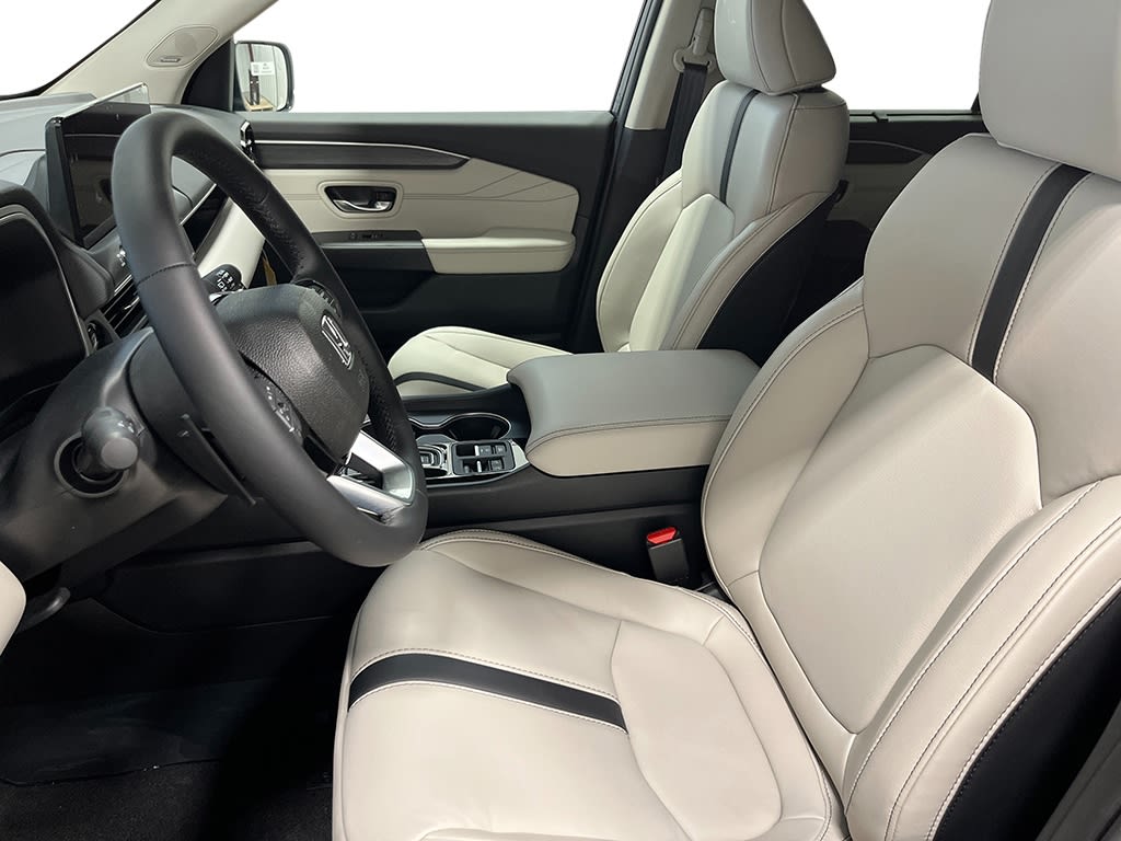 Thumbnail: 2026 Honda Pilot - 9