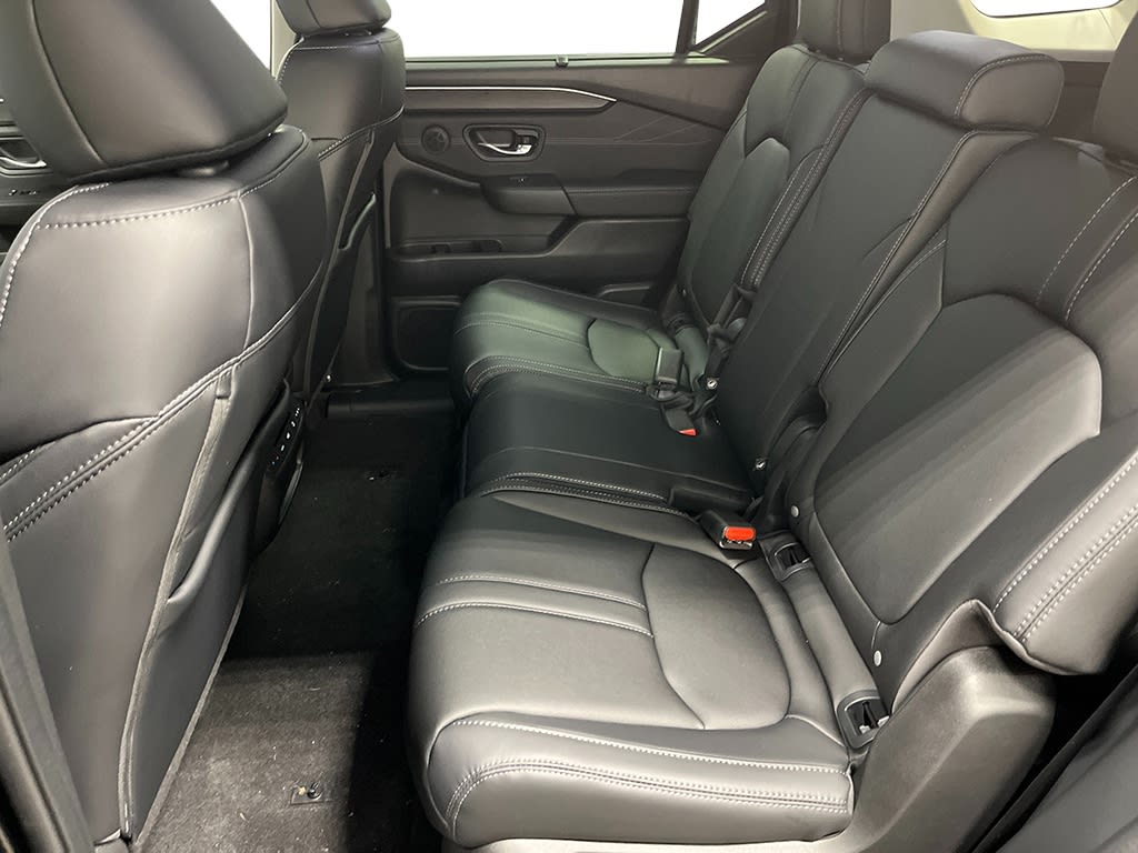 Thumbnail: 2026 Honda Pilot - 12