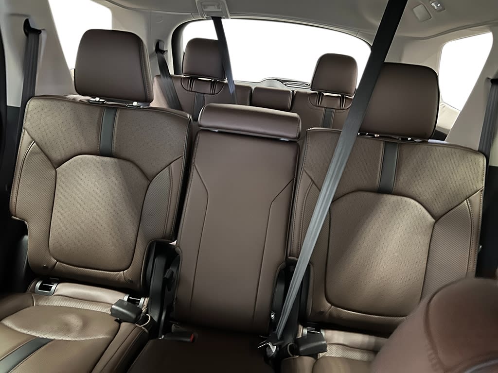 Thumbnail: 2025 Honda Pilot - 13