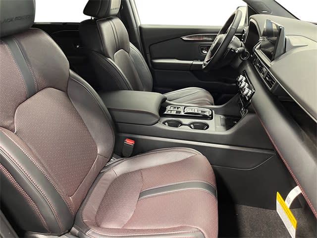 2025 Honda Pilot Black Edition 11