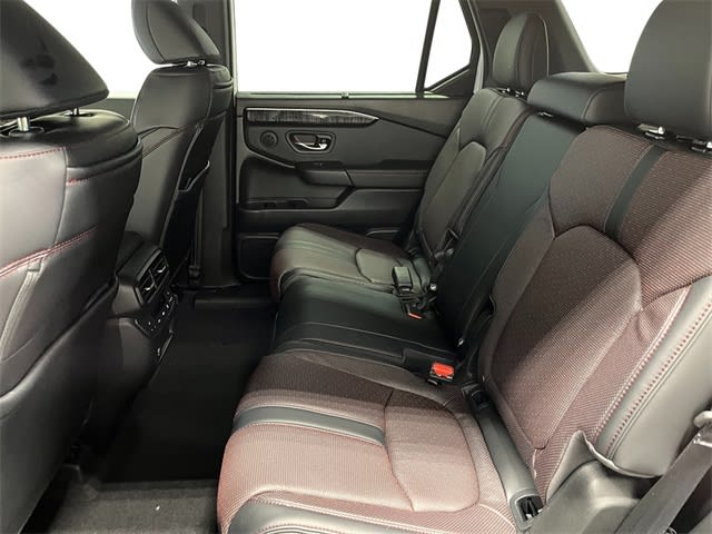 2025 Honda Pilot Black Edition 12