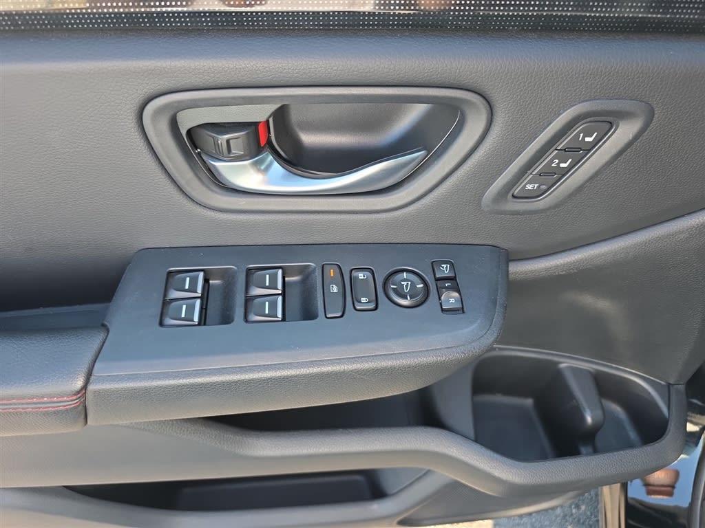 Thumbnail: 2025 Honda Pilot - 18