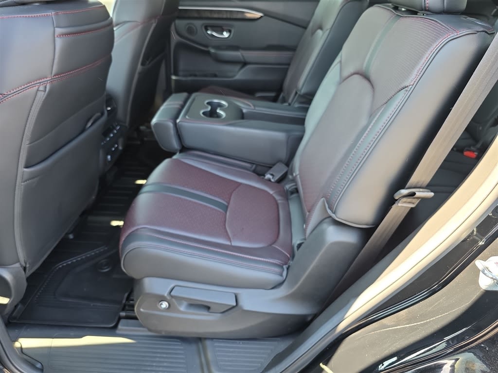 Thumbnail: 2025 Honda Pilot - 9