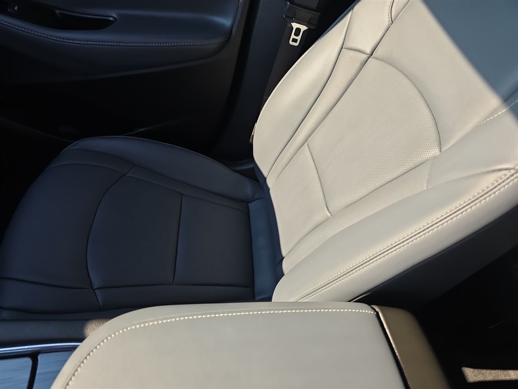Thumbnail: 2023 Buick Enclave - 10