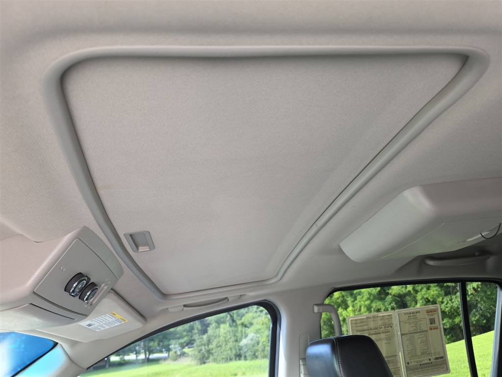 Thumbnail: 2014 Nissan Armada - 28