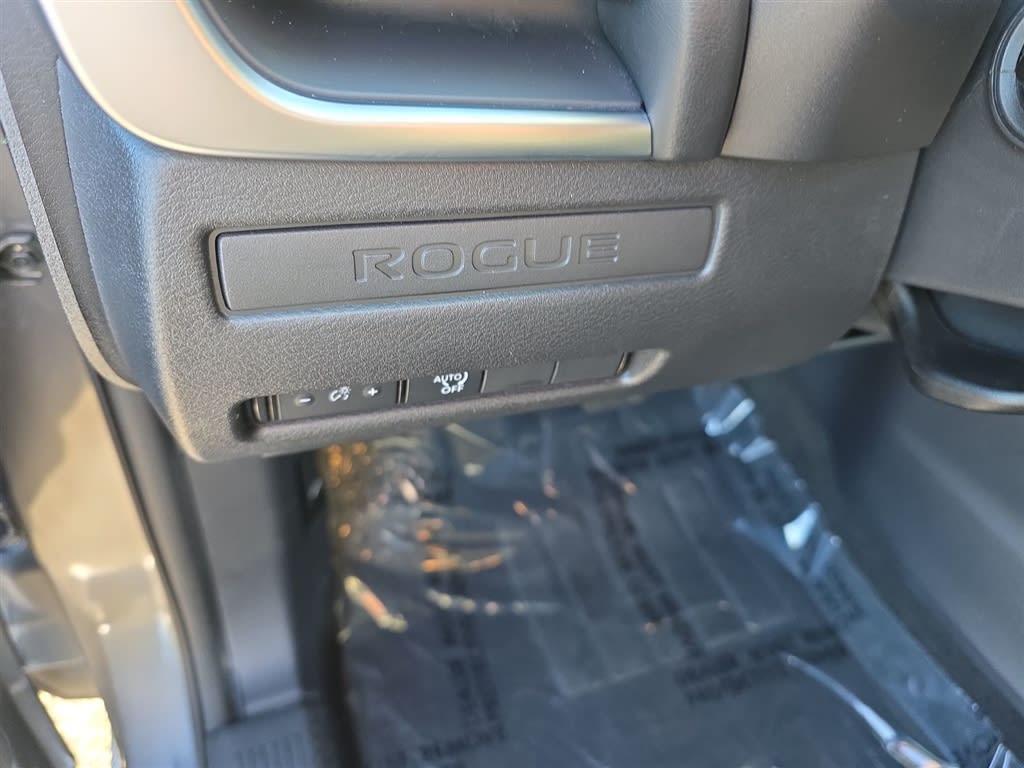Thumbnail: 2024 Nissan Rogue - 21