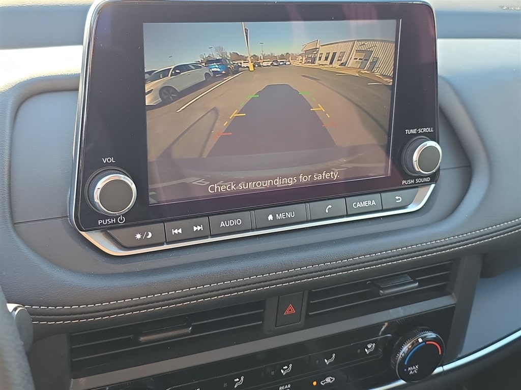 Thumbnail: 2024 Nissan Rogue - 13