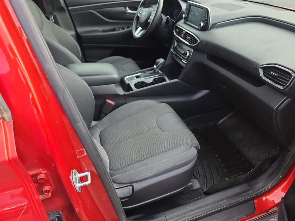Thumbnail: 2019 Hyundai Santa Fe - 10