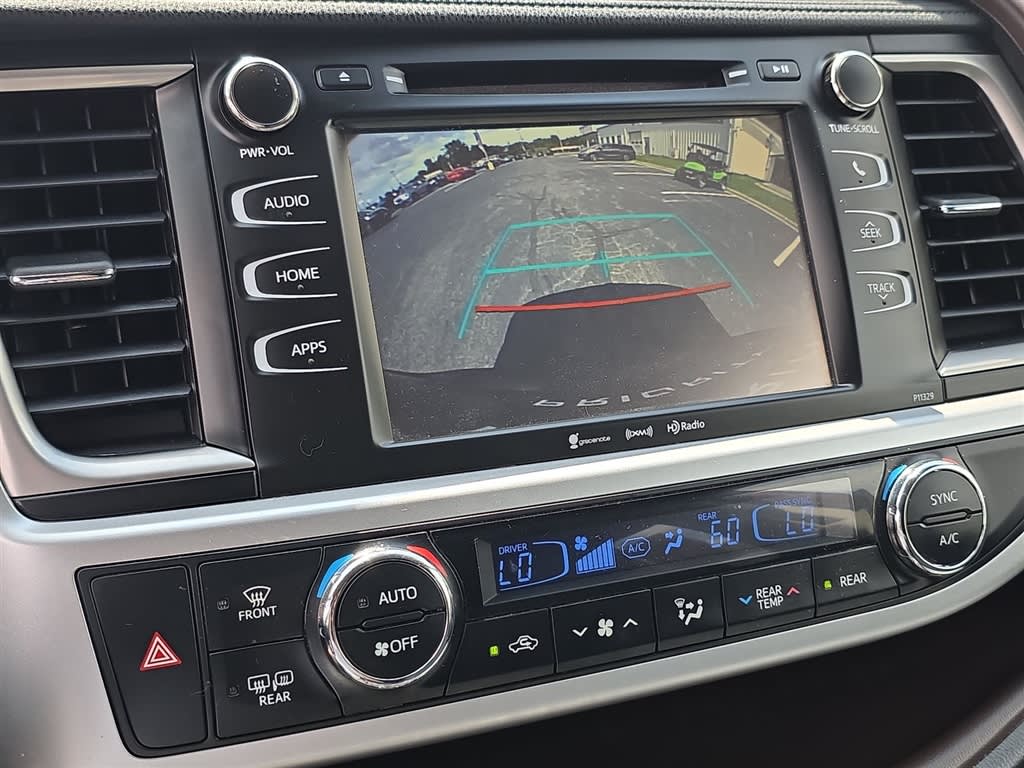 Thumbnail: 2018 Toyota Highlander - 13