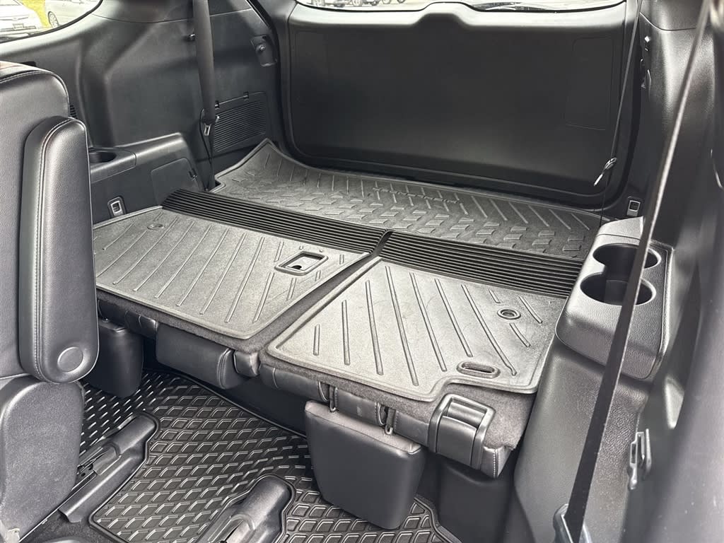 Thumbnail: 2023 Toyota Highlander - 29