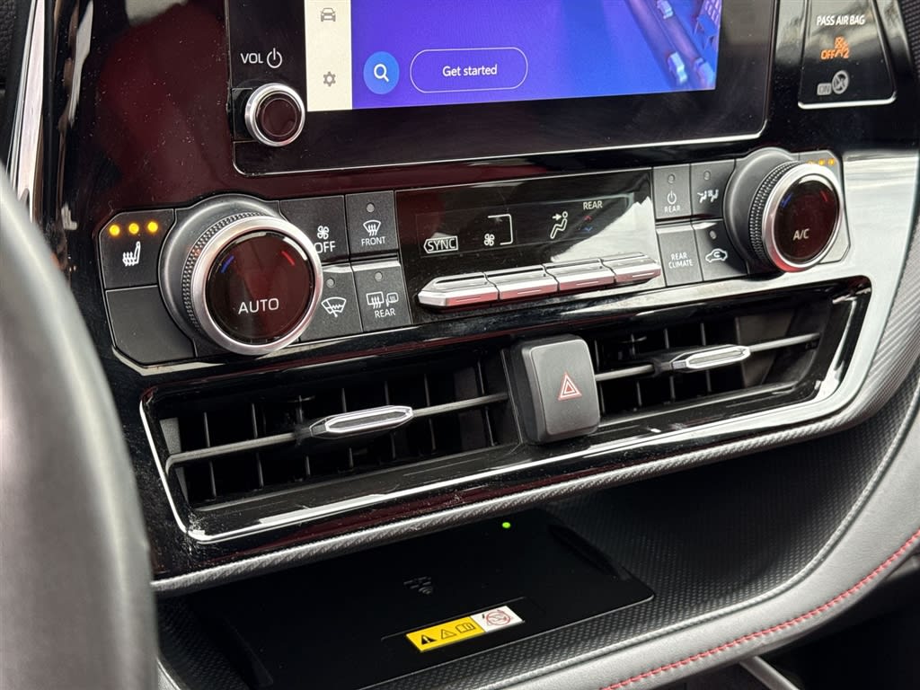 Thumbnail: 2023 Toyota Highlander - 26