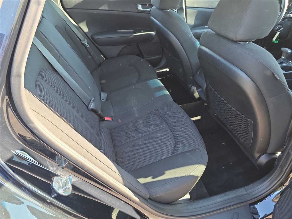 Thumbnail: 2019 Kia Optima - 11