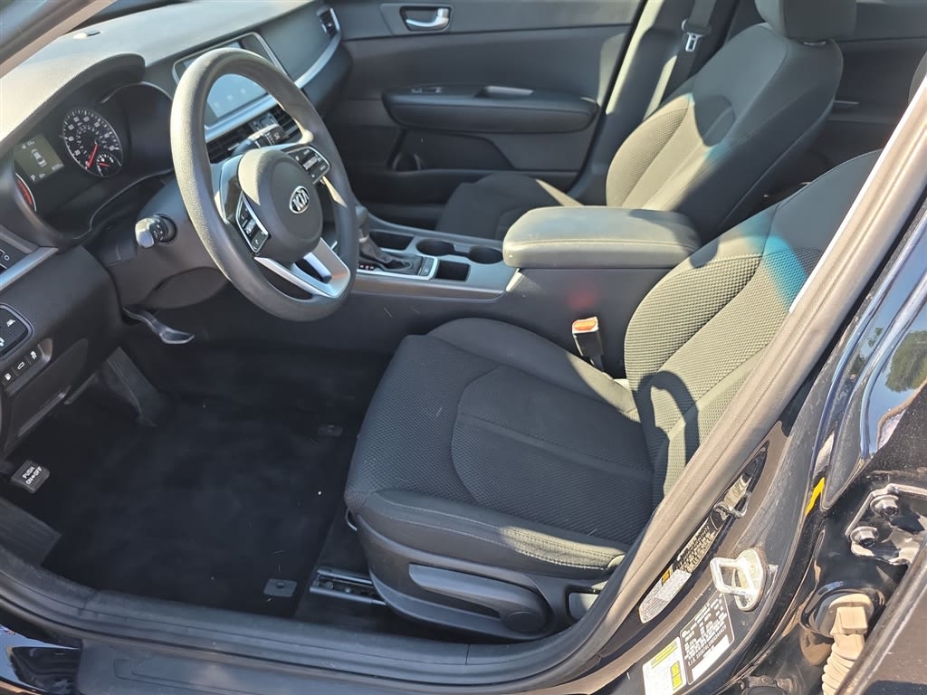 Thumbnail: 2019 Kia Optima - 32