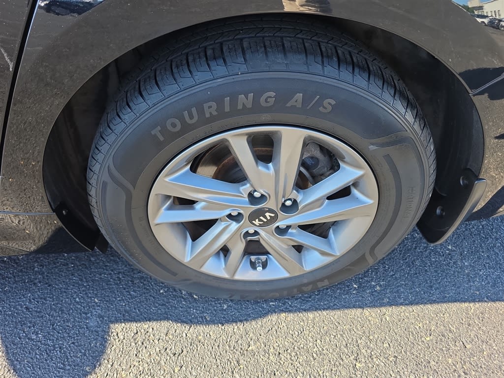 Thumbnail: 2019 Kia Optima - 7