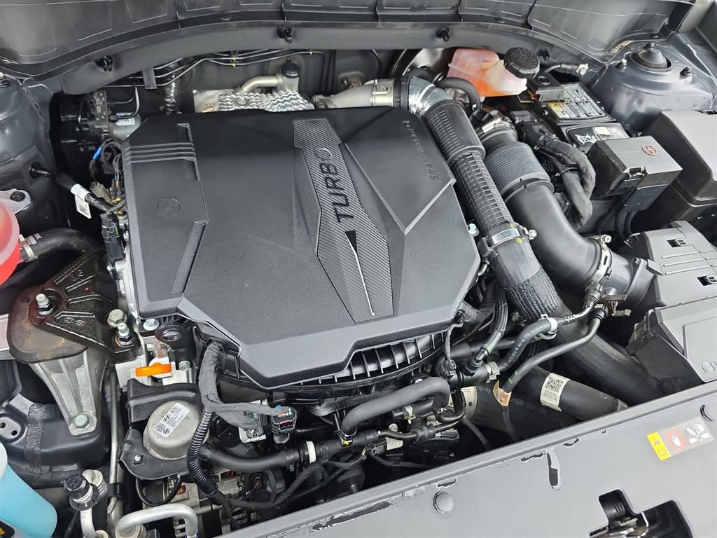 Thumbnail: 2022 Kia Sorento - 8