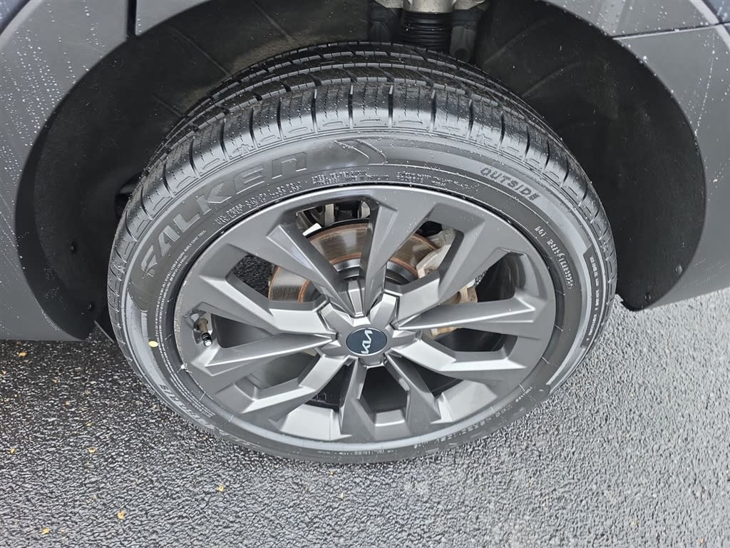 Thumbnail: 2022 Kia Sorento - 7