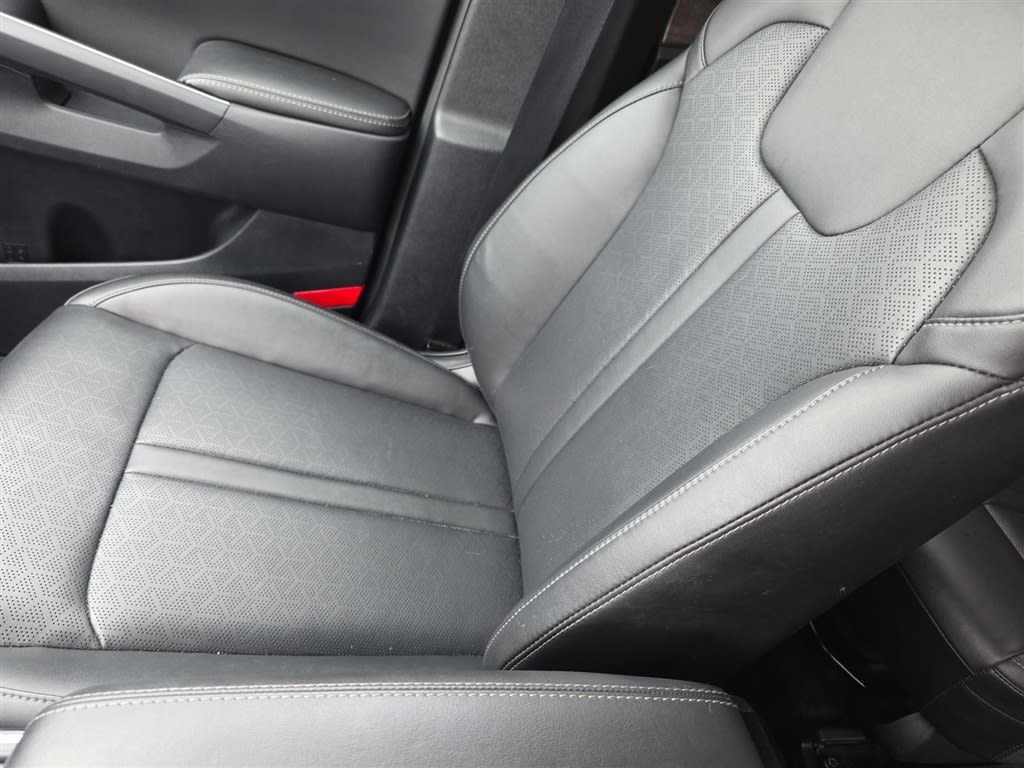 Thumbnail: 2022 Kia Sorento - 29