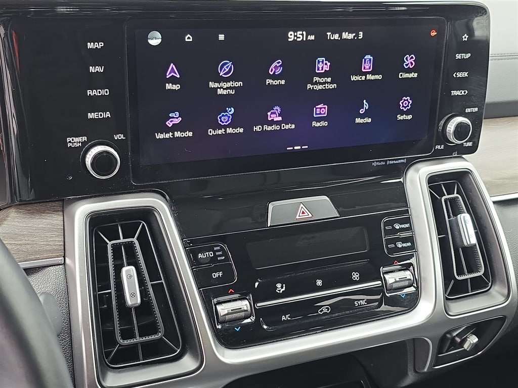 Thumbnail: 2022 Kia Sorento - 25